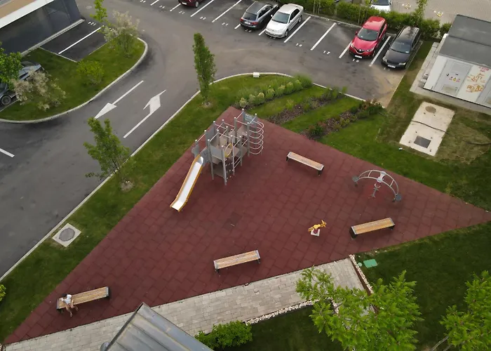 Mohost Balance - Complex Qualis